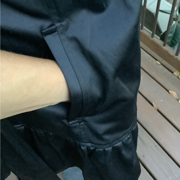 DRESSY STYLISH trench coat 🌹🌹 - Picture 11 of 15